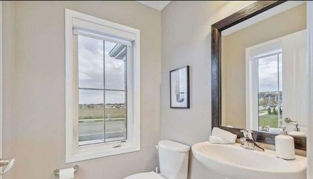 For Lease - 2 Stedford Crescent, Brampton, Ontario - Photo 3