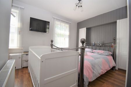 Marmadon Road, London, SE18 - Photo 5