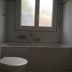 Bel appartement de 3.5 pièces au dernier étage - Foto 2