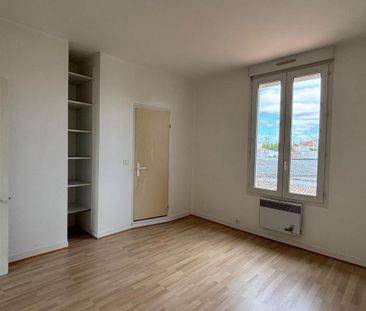 Location Appartement 2 pièces 44m² LA ROCHELLE 17000 - Photo 4