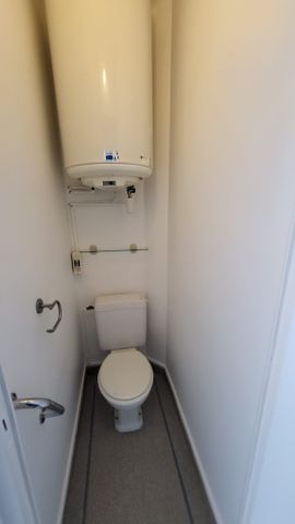 Location Appartement 2 pièces 46m² ANNECY 74000 - Photo 4