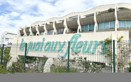 Location Studio + cellier + piscine Le grau-du-roi - Photo 4