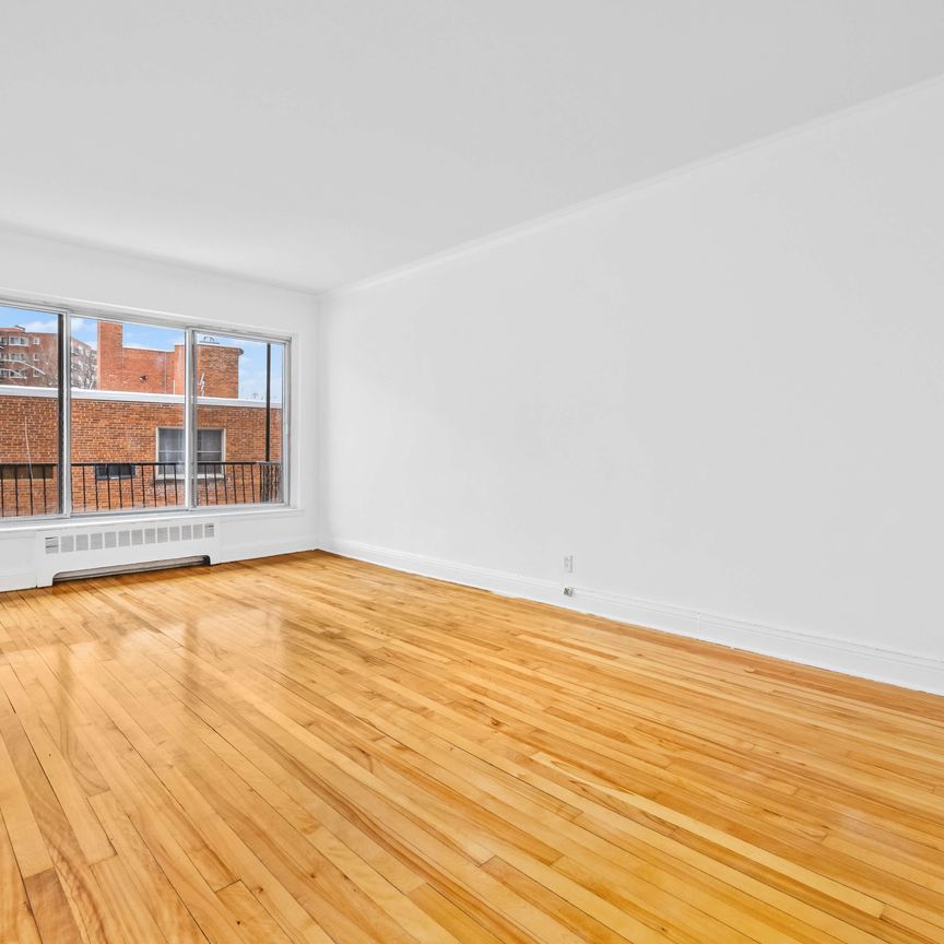 3495 avenue Ridgewood - spacious 1-bedroom apartment - Photo 1