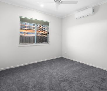 Stylish Coastal-Inspired Living in Banya’s Newest Estate! - Photo 1