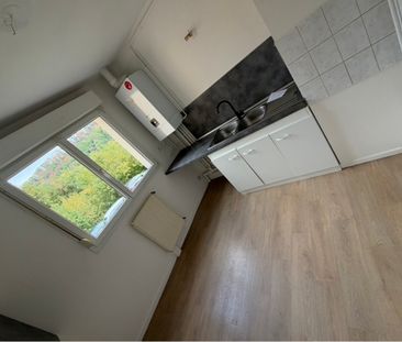 Location - Appartement T3 - 67 m² - Hérimoncourt - Photo 2