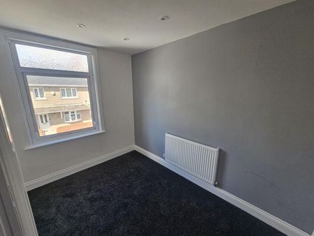 1 bedroom property to rent - Photo 2