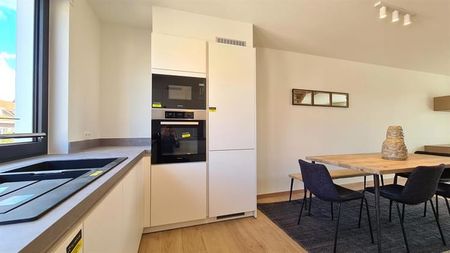 Appartement te huur - Photo 2