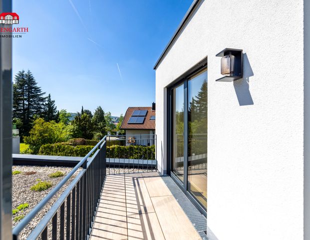 Exklusiv & Modern Wohnen im Frauenland – 2 Zimmer Maisonette Wohnung mit Balkon & Terrasse – KfW- 40 - Photo 1