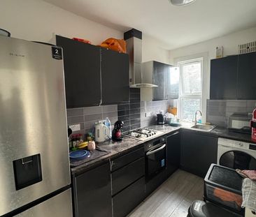 Room in a Shared House, Northbrook Road, IG1 - Photo 2