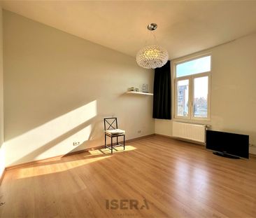 Herenwoning met drie slaapkamers op centrale ligging te Sint-Andries - Foto 3