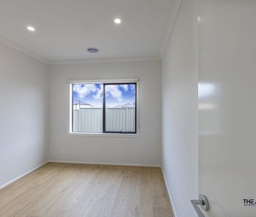 A Wonderful Family Home Awaits You in Strathtulloh! - Photo 1