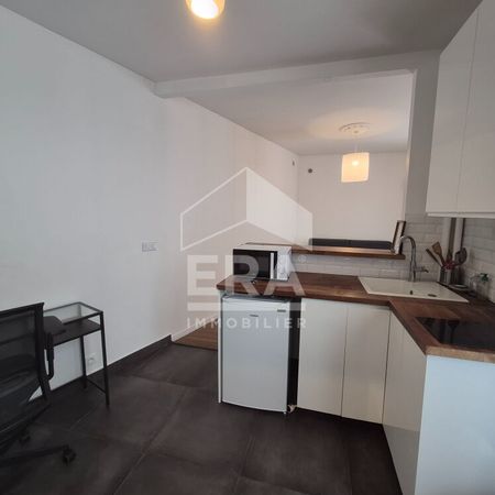 Location Appartement 1 pièce 22m² - Photo 3