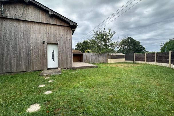 Maison À Louer - Photo 1