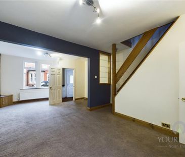 3 bedroom terraced house to rent - Photo 2
