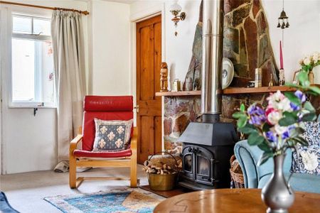 3 bedroom terraced house to rent - Photo 2