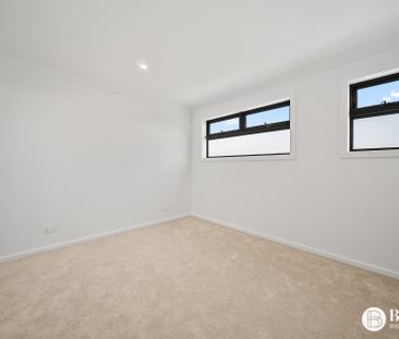 24/40 Fred Daly Avenue, Coombs ACT 2611 - Townhouse For Rent | Domain - Photo 2