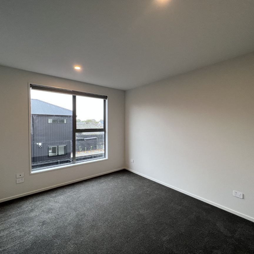 11/129 Tancred Street, Linwood - Photo 1