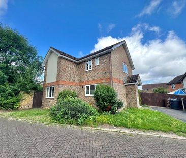 4 bedroom detached house to rent - Photo 4