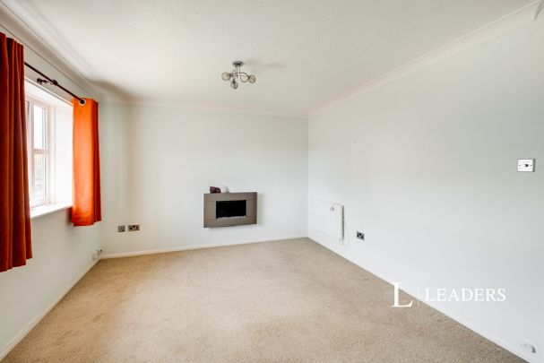 2 bedroom apartment to rent Floriston Gardens, New Milton - Photo 1