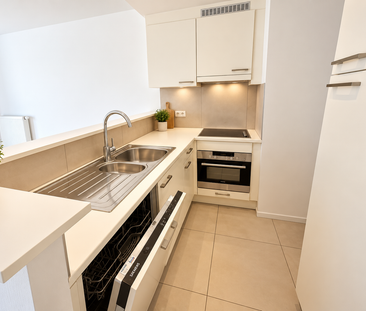 Appartement te huur in Etterbeek voor € 1.600 met 2 slaapkamers - Photo 1