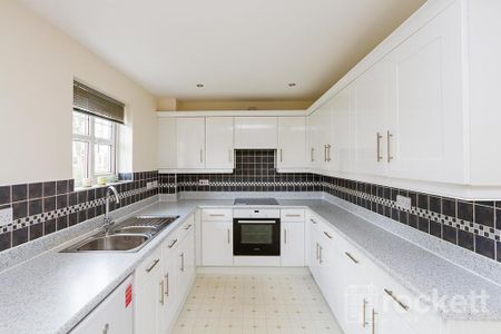 2 bedroom apartment to rent - Photo 2