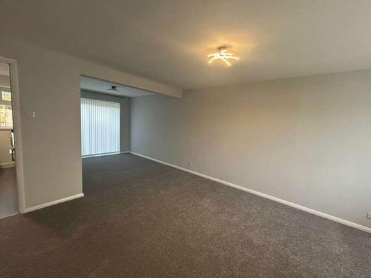 Shaw Close, Bicester, OX26 - Photo 1