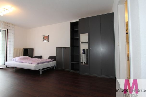 Neu renoviertes, möbliertes Apartment in ruhiger Seitenstraße - Photo 1