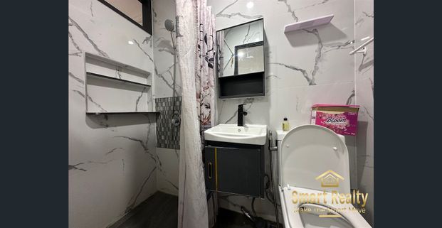 "Charming and Spacious House for Rent in the Heart of Armadale - Perfect for Families and Professionals!" - Photo 1