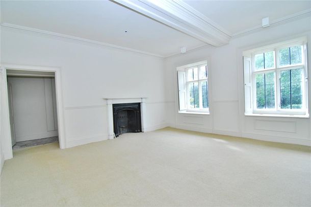 4 bedroom semi-detached house to rent - Photo 1