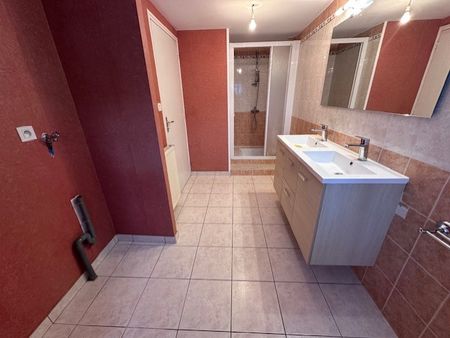 Location Maison 2 pièces 83m² BEIGNON 56380 - Photo 5