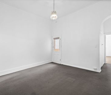 ACCESS THROUGH REAR - One Bedroom Delight! - Photo 5