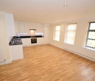 2 bedroom flat to rent - Photo 6