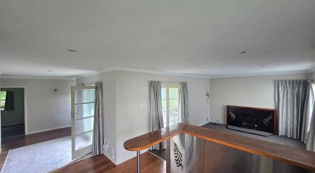 Charming Island Bay 3BR Home , Great location - Photo 3