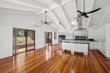 7 Lady Nelson Drive, Port Macquarie NSW 2444 - House For Rent | Domain - Photo 3