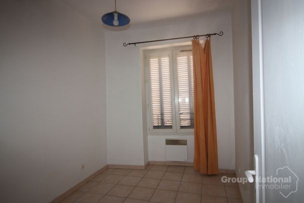 APPARTEMENT T2 EN RDC AVEC TERRASSE À RIANS, - Photo 1