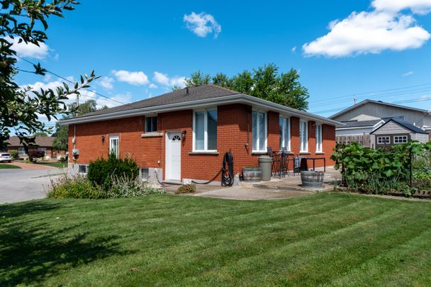 For Lease - 8 Salmond Court Unit# Lower, Hamilton, Ontario - Photo 1