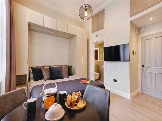 Studio to rent - Photo 1