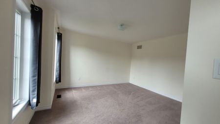 For Lease - 218 ROY Drive, Clearview, Ontario - Photo 4