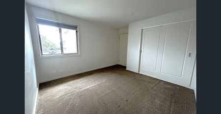 BEAUTIFUL TOWNHOUSE - TOP LOCATION - Photo 5