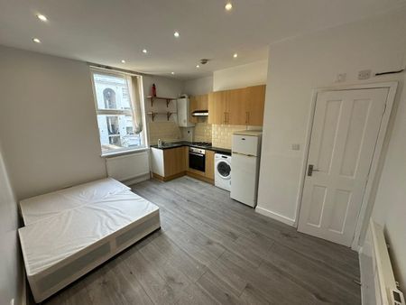 Studio Flat, Cazenove Road, N16 - Photo 4