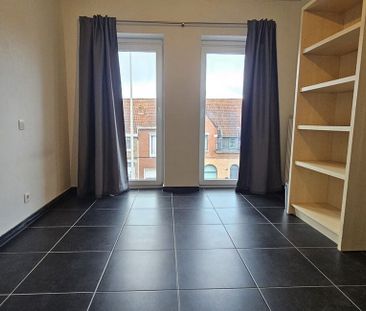 Appartement te huur in Kortrijk voor € 750 met 1 slaapkamer - Photo 4
