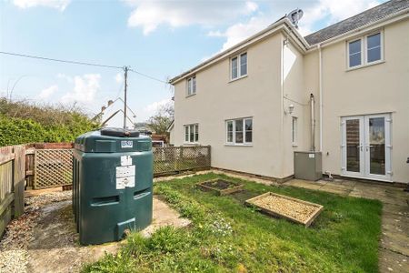 3 bedroom terraced house to rent - Photo 5