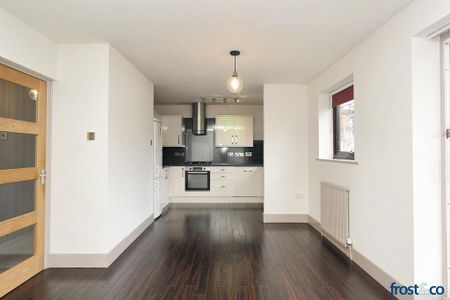 2 bedroom apartment to rent - Photo 3