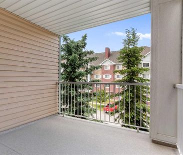 2 Bed Condo In Mc Kenzie Town | Undergound Parking | Heat And Water... - Photo 6