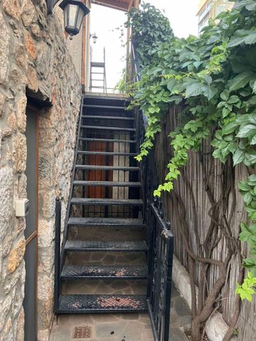 Ενοικίαση κατοικίας, 210 τ.μ., Καματερό, 1.300 € - Photo 2