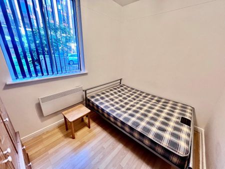 3 bedroom apartment to rent - Photo 5