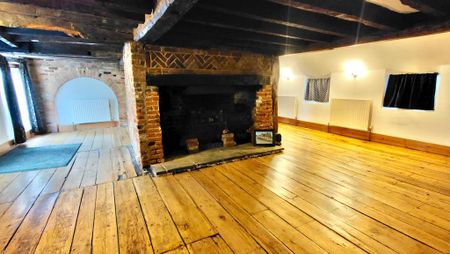 3 bedroom semi-detached house to rent - Photo 5