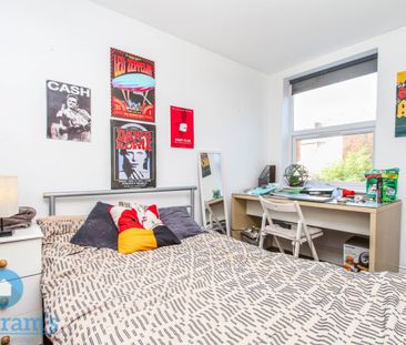 6 bed Mid Terraced House for Rent - Photo 5