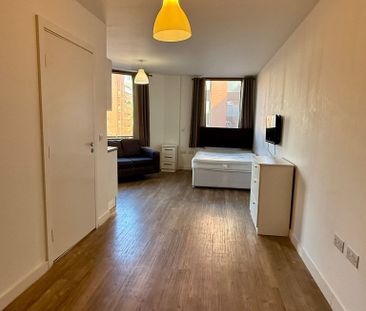 Moorfields, Liverpool, L2 - Photo 1