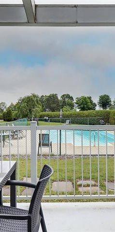 CONDO 31/2 Meublé ,équipé, tt inclus ,long terme , ,R-D-Ch. MAGOG - Photo 1
